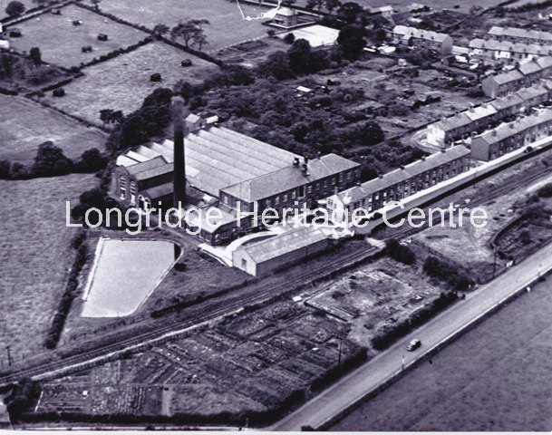 708 - Aerial View - Queens Mill, Chatburn Road and Lee Street - 1947